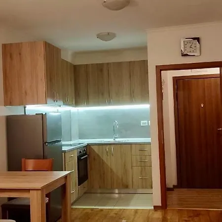 In Sapphire Apartman *
