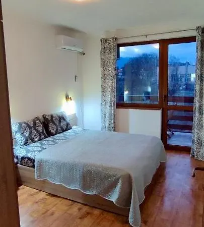 In Sapphire Apartman Banszko